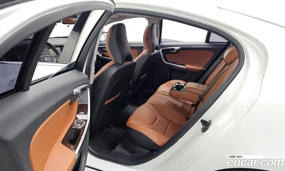 Volvo S60 2013 2.0 Автомат в Москве № 196942, фото 12