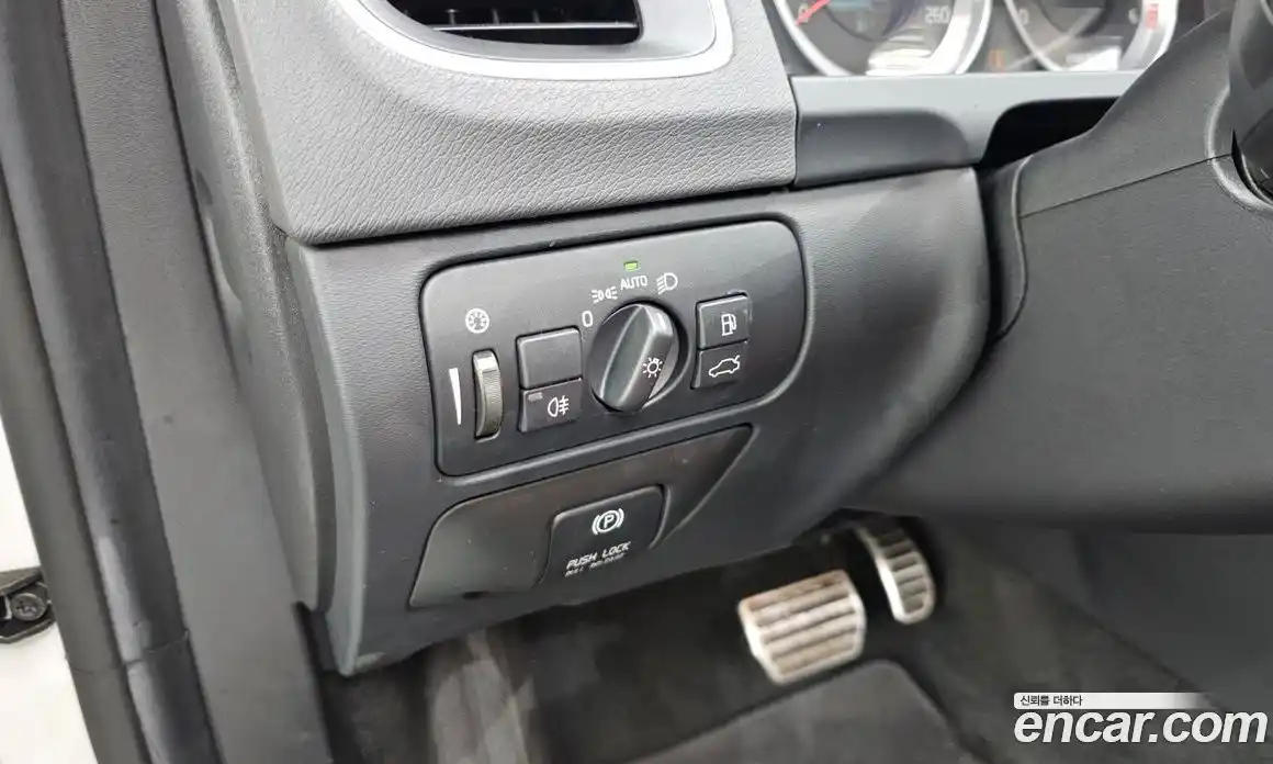 Volvo S60 2013 2.0 Автомат в Москве № 196942, фото 17