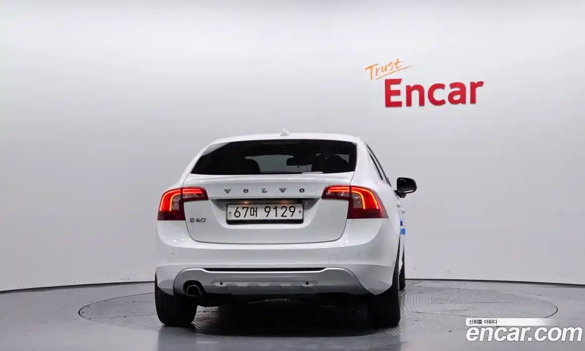 Volvo S60 2013 2.0 Автомат в Москве № 196942, фото 4