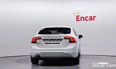 Volvo S60 2013 2.0 Автомат в Москве № 196942, миниатюра 4