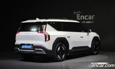 Kia EV9 2024 0.2 Автомат в Москве № 19696, миниатюра 2