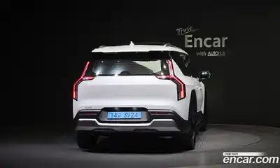 Kia EV9 2024 0.2 Автомат в Москве № 19696, миниатюра 4