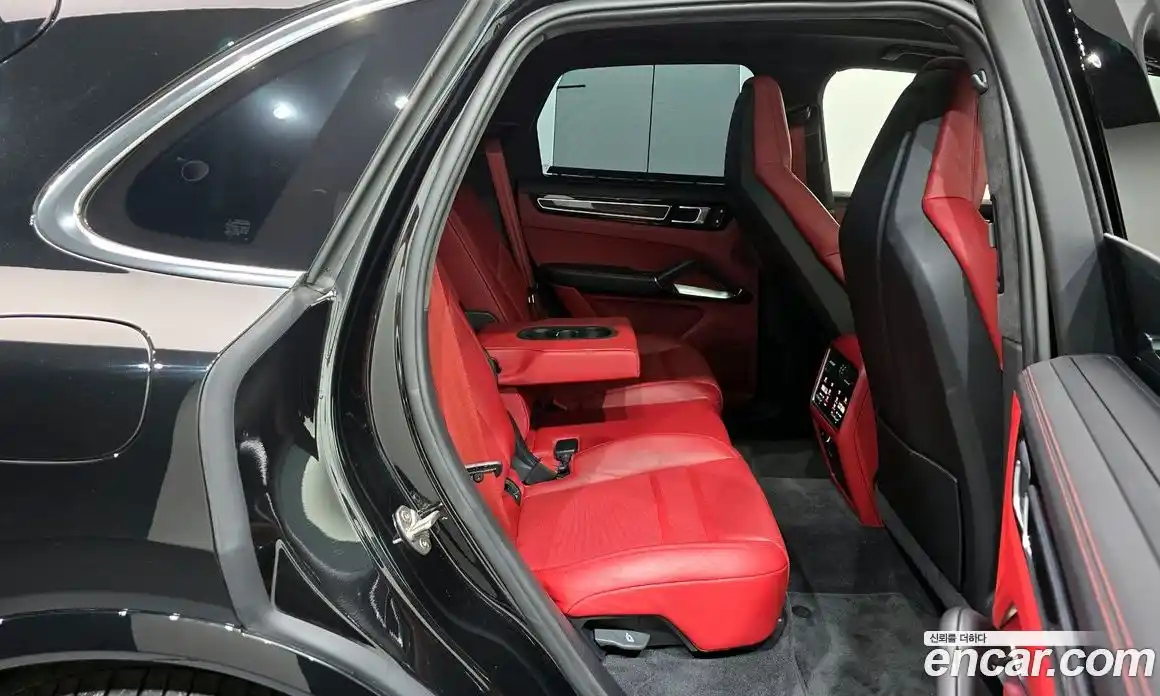 Porsche Cayenne 2023 4.0 Автомат в Москве № 197294, фото 12