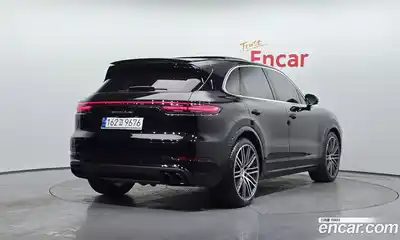 Porsche Cayenne 2023 4.0 Автомат в Москве № 197294, миниатюра 2