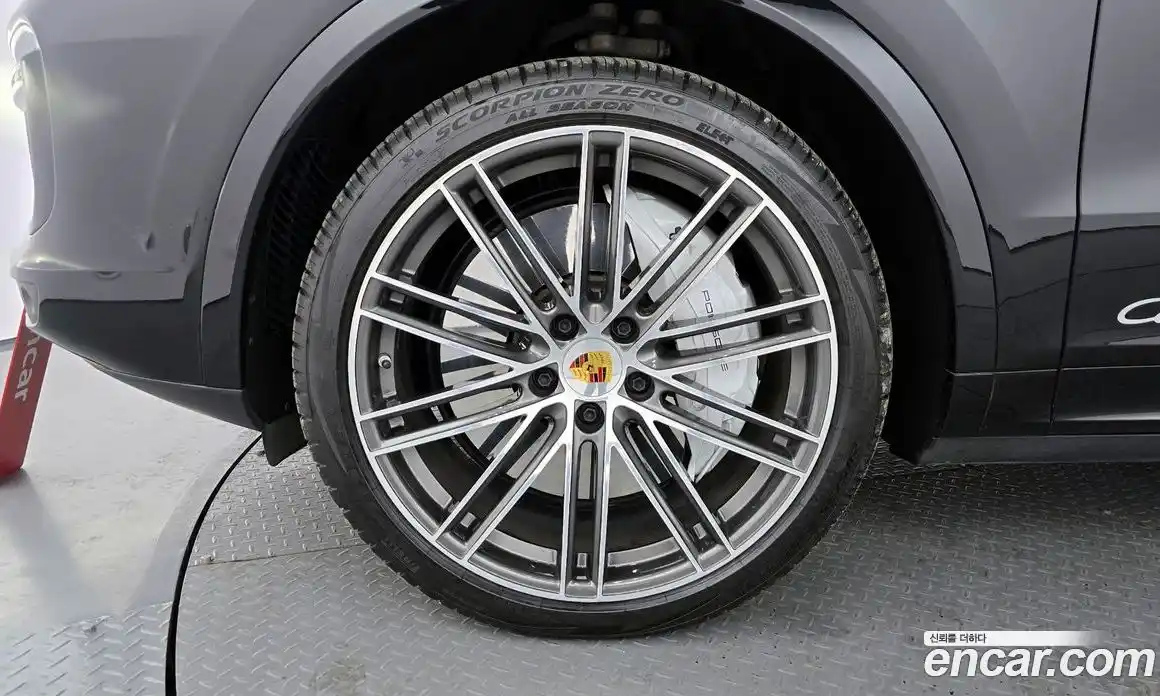 Porsche Cayenne 2023 4.0 Автомат в Москве № 197294, фото 5