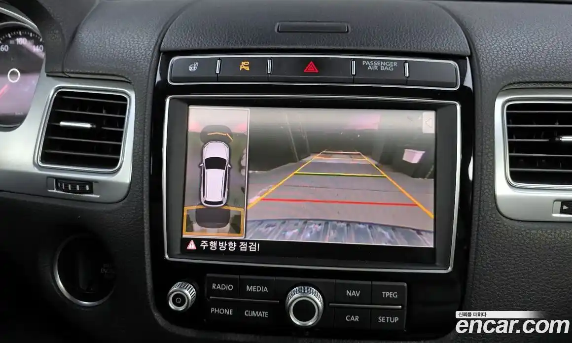 Volkswagen Touareg 2016 3.0 Автомат в Москве № 199256, фото 15