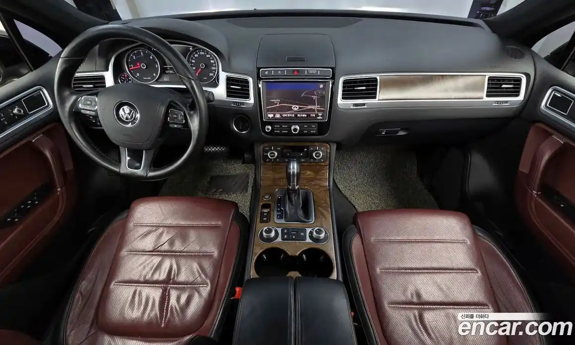 Volkswagen Touareg 2016 3.0 Автомат в Москве № 199256, фото 7