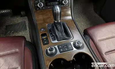 Volkswagen Touareg 2016 3.0 Автомат в Москве № 199256, миниатюра 9