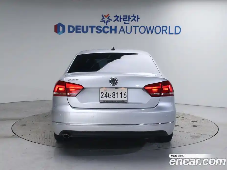 Volkswagen Passat 2013 2.5 Автомат в Москве № 199319, фото 4