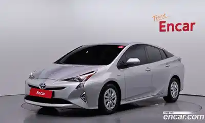 Toyota Prius 2017 1.8 Автомат в Москве № 199701, миниатюра 2