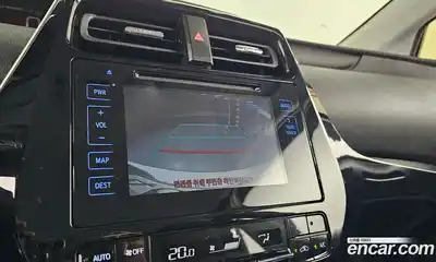 Toyota Prius 2017 1.8 Автомат в Москве № 199701, миниатюра 5