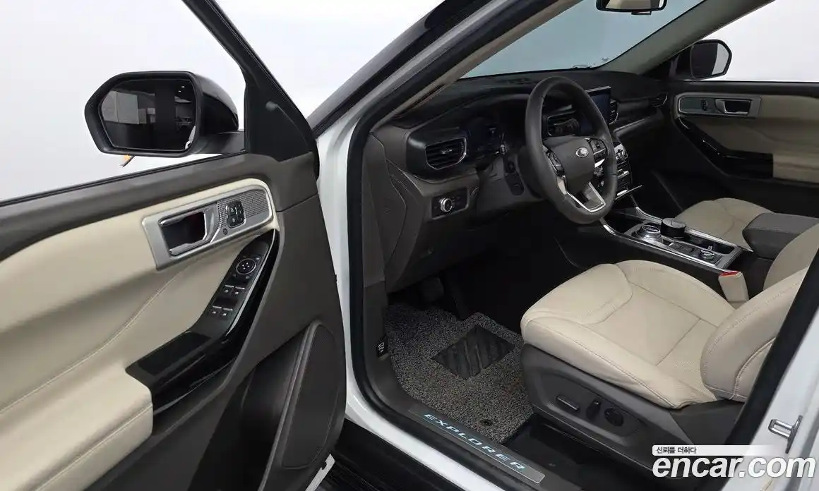 Ford Explorer 2022 3.0 Автомат в Москве № 199806, фото 11