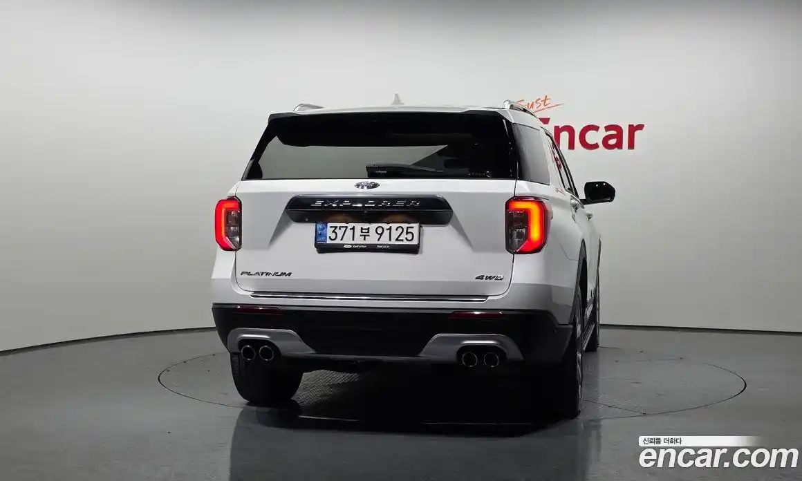 Ford Explorer 2022 3.0 Автомат в Москве № 199806, фото 13