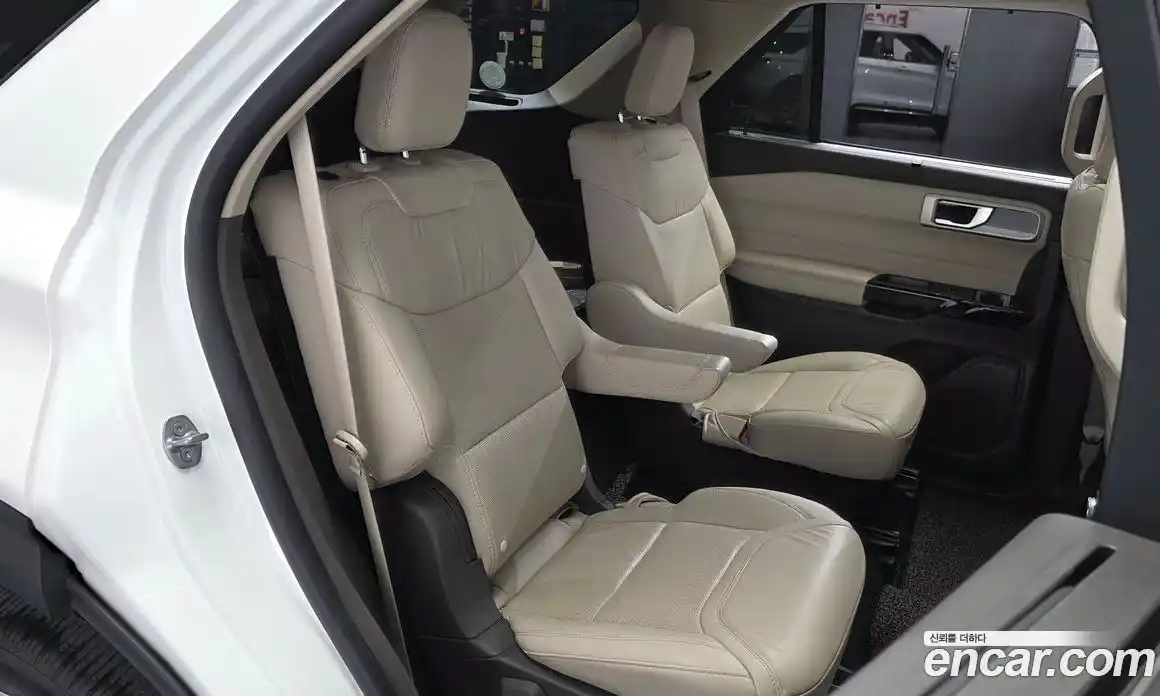 Ford Explorer 2022 3.0 Автомат в Москве № 199806, фото 20