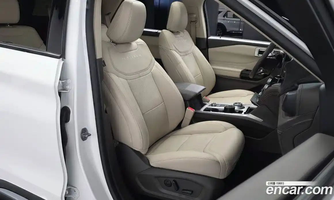 Ford Explorer 2022 3.0 Автомат в Москве № 199806, фото 5