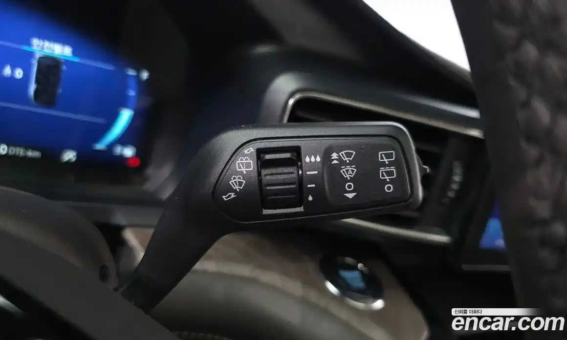 Ford Explorer 2022 3.0 Автомат в Москве № 199806, фото 9