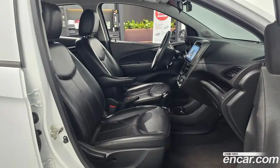 Chevrolet Spark 2016 1.0 Автомат в Москве № 201169, фото 10