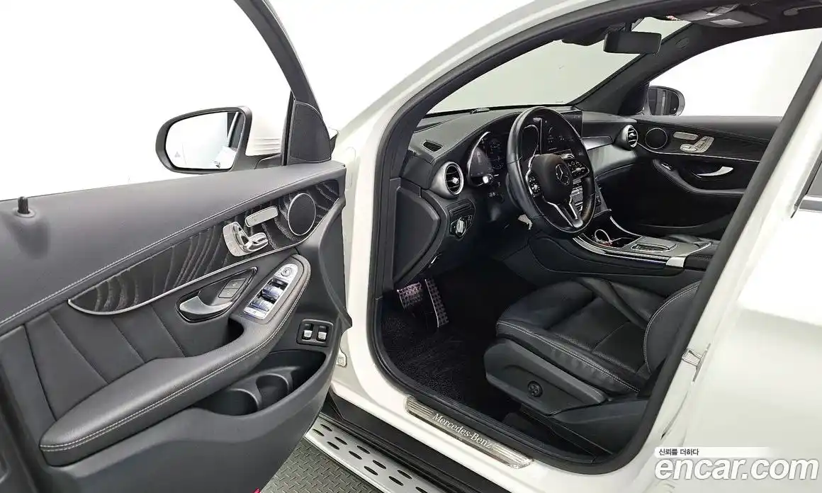 Mercedes-Benz GLC-Class 2023 2.0 Автомат в Москве № 207696, фото 19