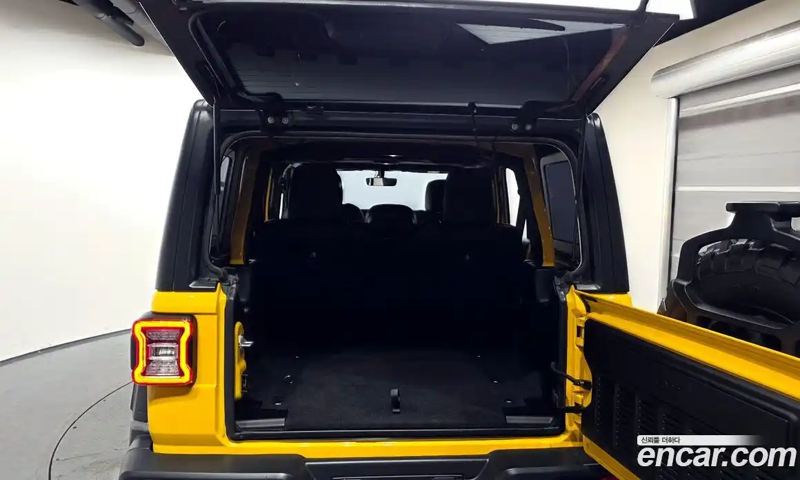 Jeep Wrangler 2018 2.0 Автомат в Москве № 208623, фото 18