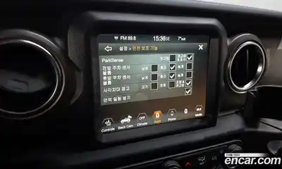 Jeep Wrangler 2018 2.0 Автомат в Москве № 208623, миниатюра 6