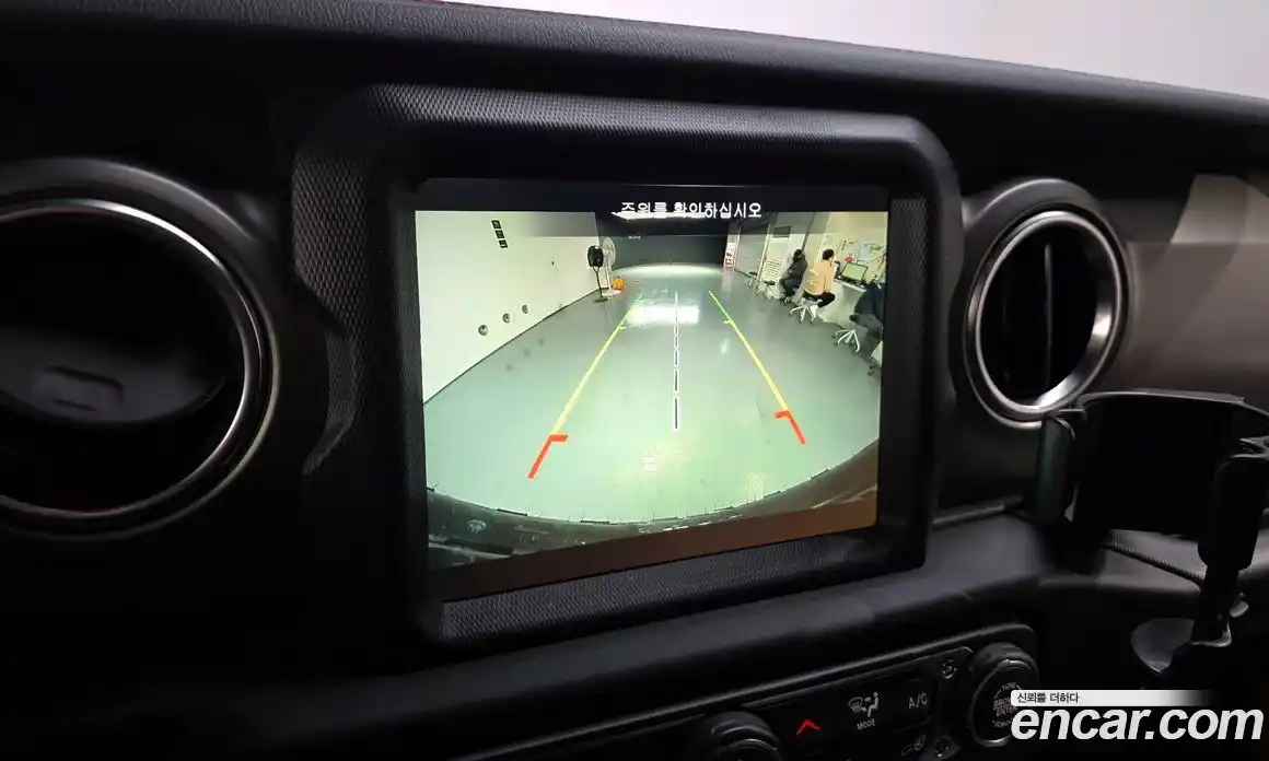 Jeep Wrangler 2018 2.0 Автомат в Москве № 208623, фото 9