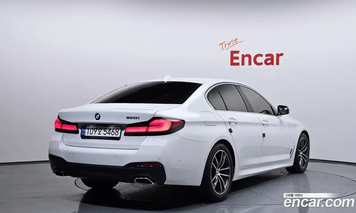 BMW 5-Series 2023 2.0 Автомат в Москве № 210939, фото 19