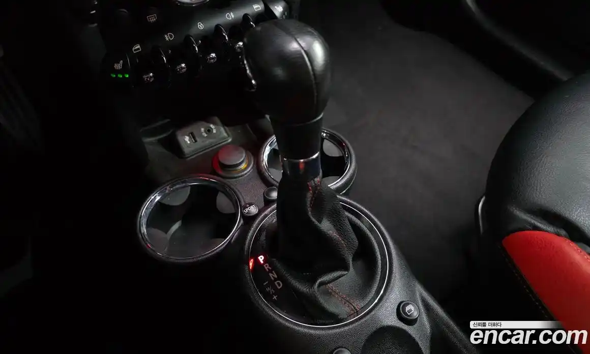 Mini Coupe 2013 1.6 Автомат в Москве № 211149, фото 9