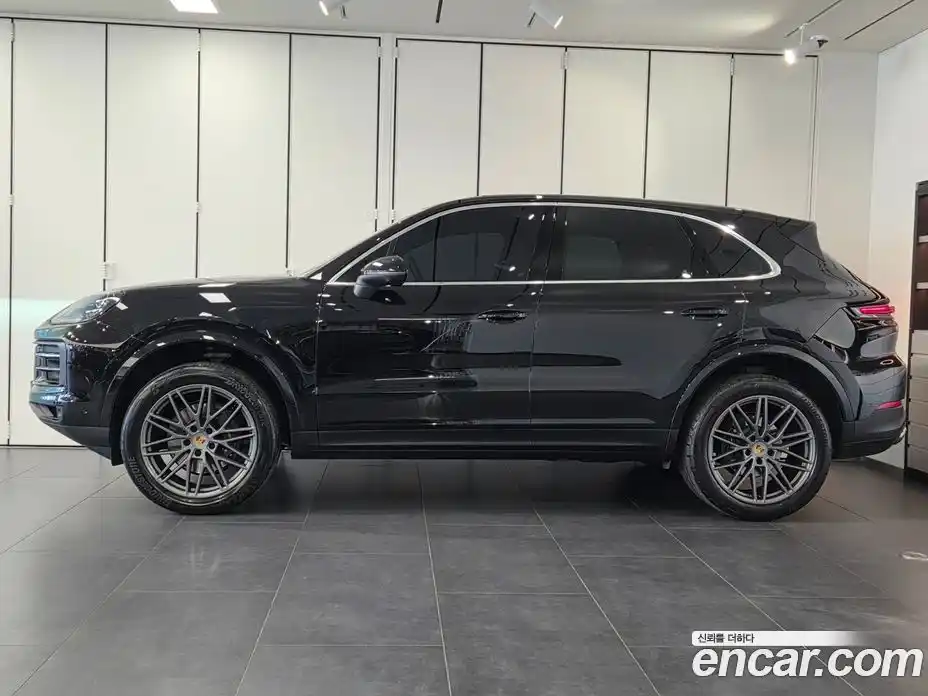 Porsche Cayenne 2024 3.0 Автомат в Москве № 211329, фото 6