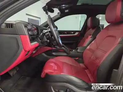 Porsche Cayenne 2024 3.0 Автомат в Москве № 211329, миниатюра 7