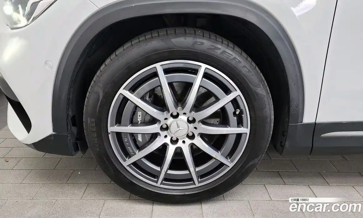 Mercedes-Benz GLA-Class 2021 2.0 Автомат в Москве № 212061, фото 5