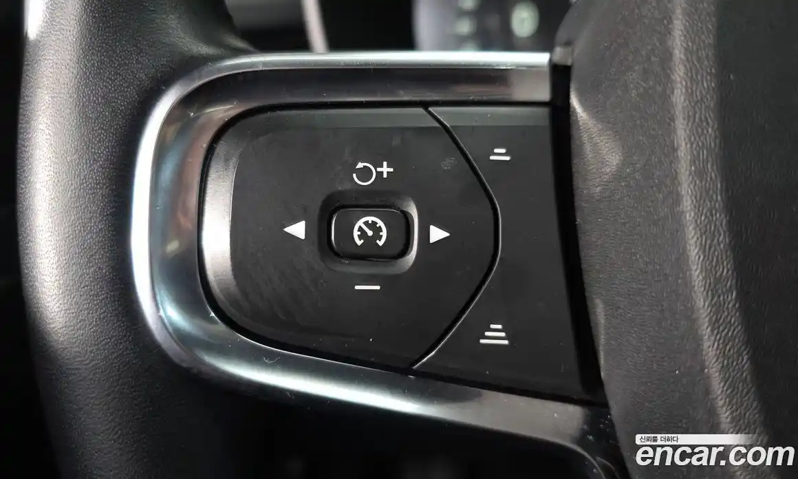 Volvo XC40 2021 2.0 Автомат в Москве № 212833, фото 4