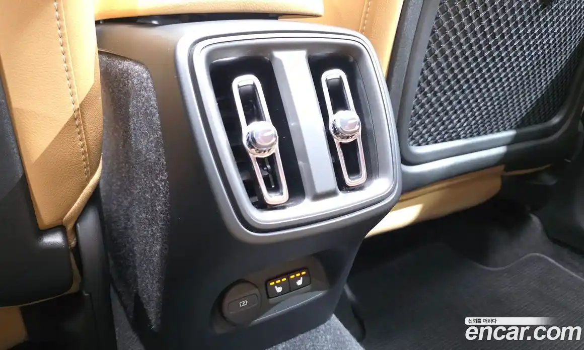 Volvo XC40 2021 2.0 Автомат в Москве № 212833, фото 5