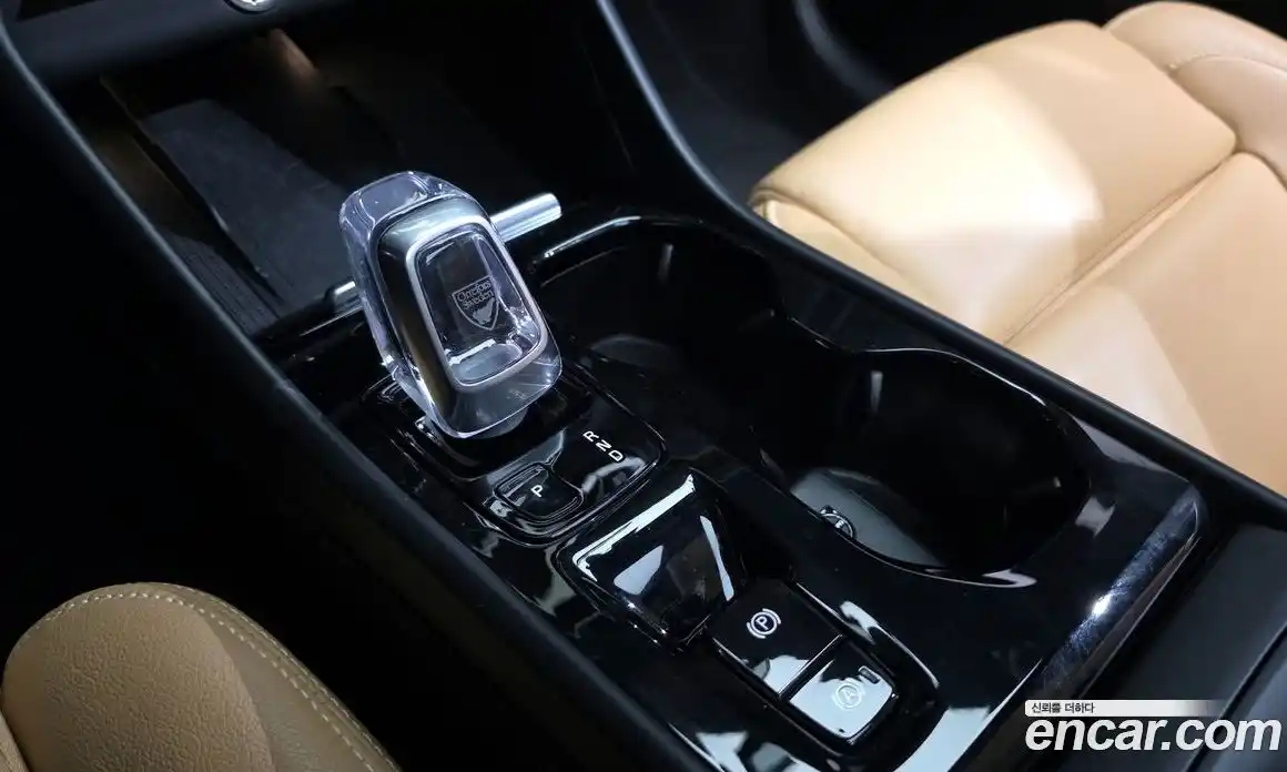 Volvo XC40 2021 2.0 Автомат в Москве № 212833, фото 7