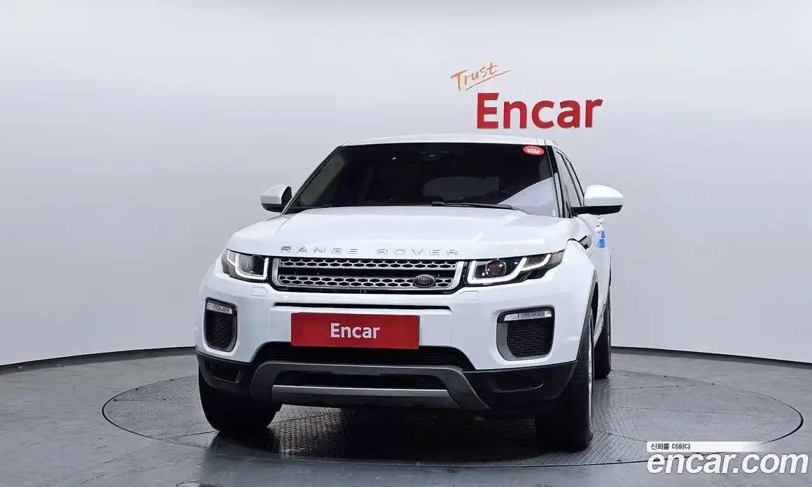 Land Rover Range-Rover Evoque 2017 2.0 Автомат в Москве № 213367, фото 2