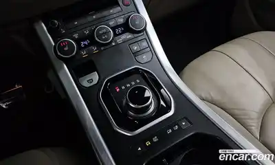 Land Rover Range-Rover Evoque 2017 2.0 Автомат в Москве № 213367, миниатюра 5