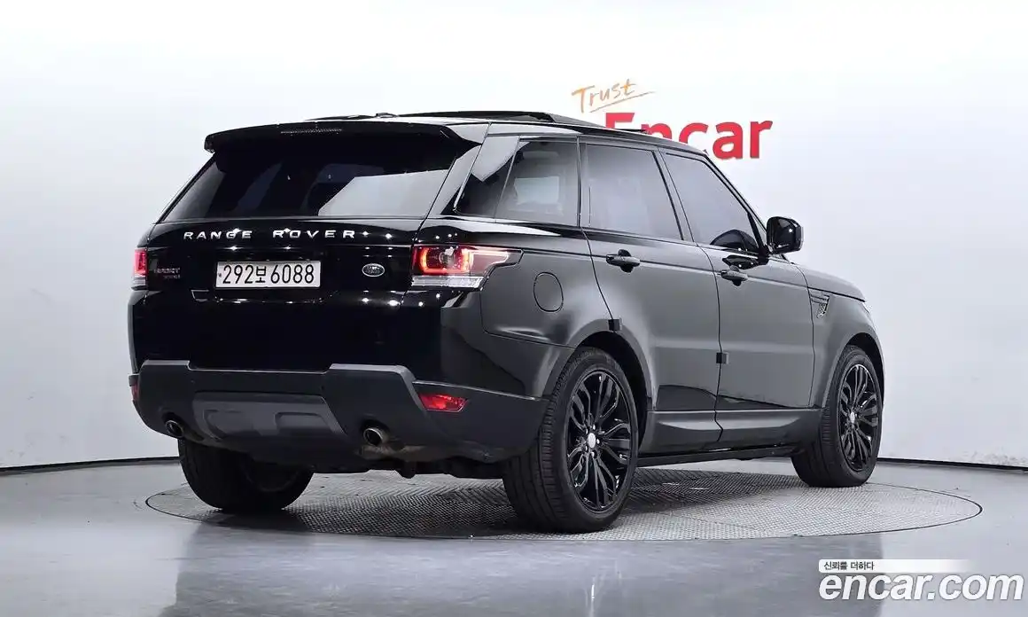 Land Rover Range-Rover Sport 2016 4.4 Автомат в Москве № 213631, фото 17