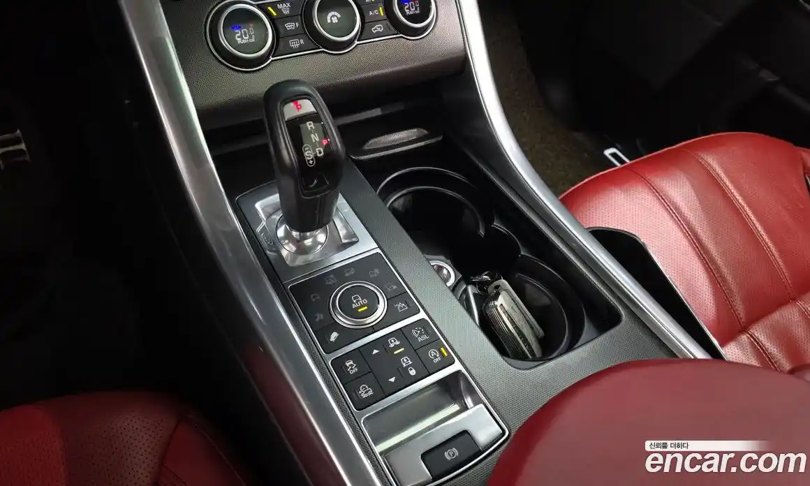 Land Rover Range-Rover Sport 2016 4.4 Автомат в Москве № 213631, фото 18