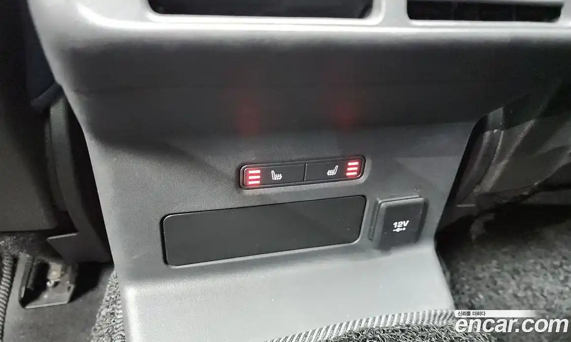 Land Rover Range-Rover Velar 2019 3.0 Автомат в Москве № 213638, фото 20