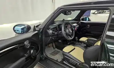 Mini Cooper 2023 2.0 Автомат в Москве № 214204, миниатюра 11