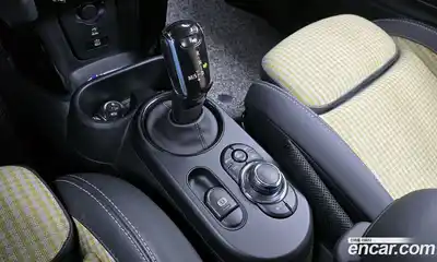 Mini Cooper 2023 2.0 Автомат в Москве № 214204, миниатюра 6