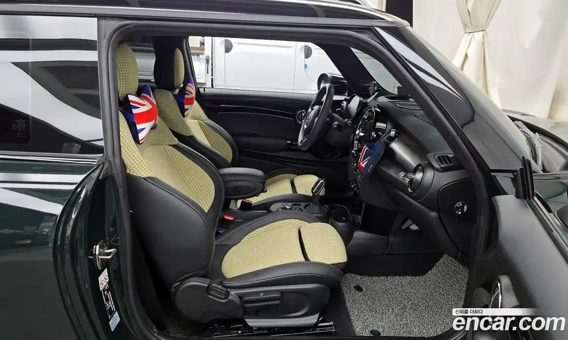 Mini Cooper 2023 2.0 Автомат в Москве № 214204, фото 7