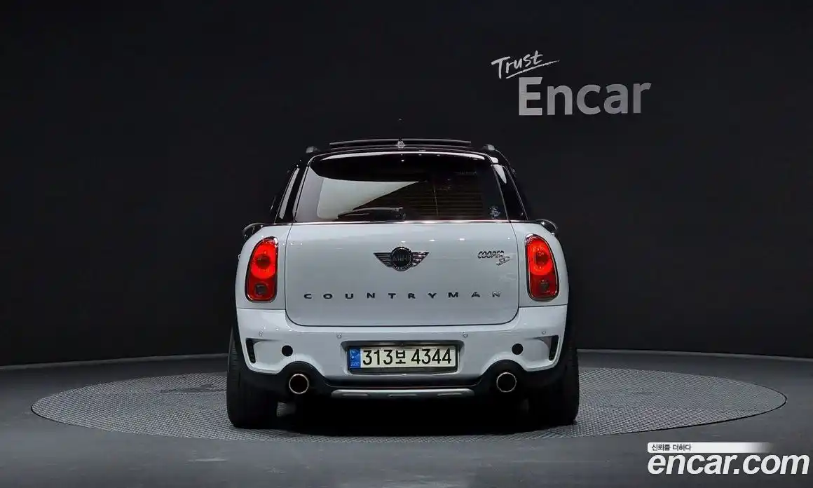 Mini Countryman 2015 2.0 Автомат в Москве № 214316, фото 14