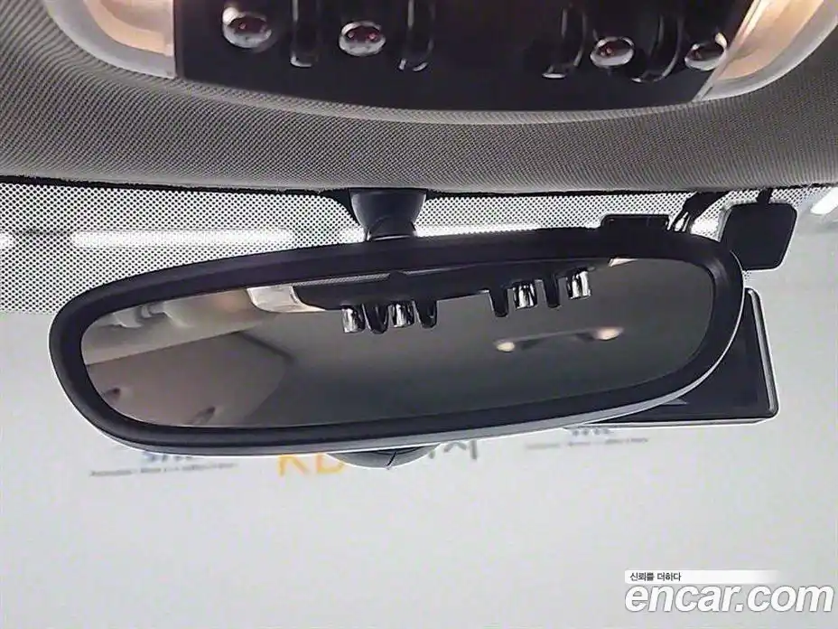 Mini Cooper 2015 1.5 Автомат в Москве № 214436, фото 16