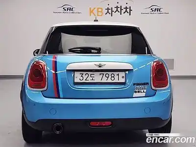 Mini Cooper 2015 1.5 Автомат в Москве № 214436, миниатюра 3