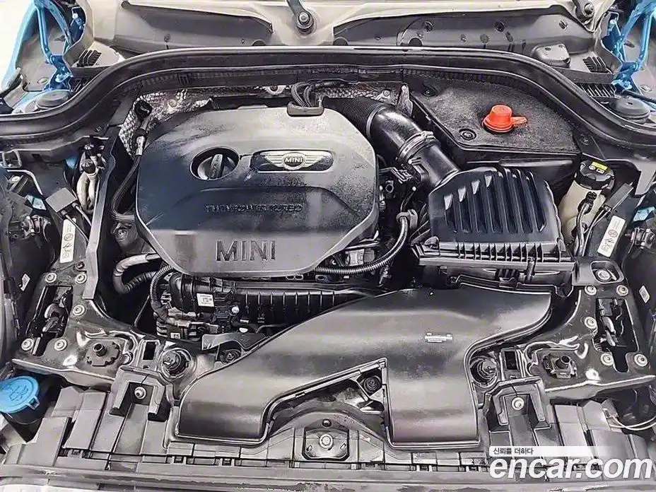 Mini Cooper 2015 1.5 Автомат в Москве № 214436, фото 5