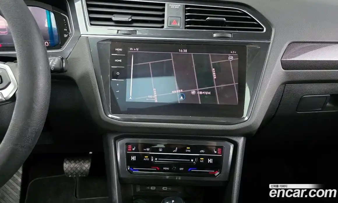 Volkswagen Tiguan 2023 2.0 Автомат в Москве № 214960, фото 19