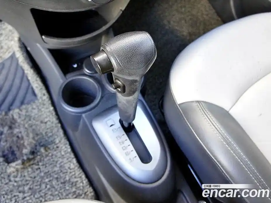 Chevrolet Spark 2012 1.0 Автомат в Москве № 219120, фото 11