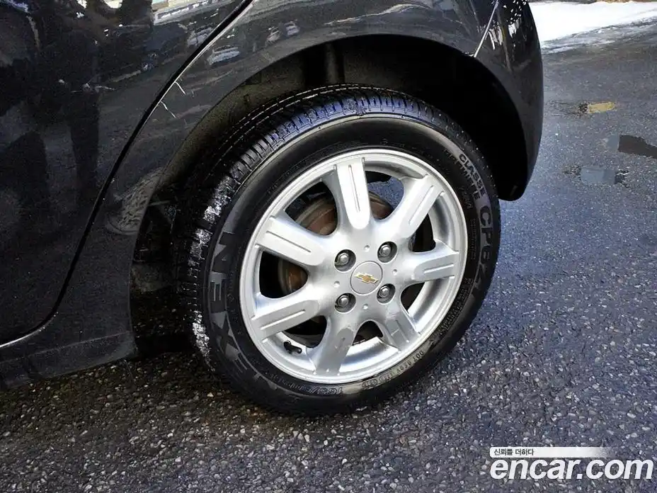 Chevrolet Spark 2012 1.0 Автомат в Москве № 219120, фото 20