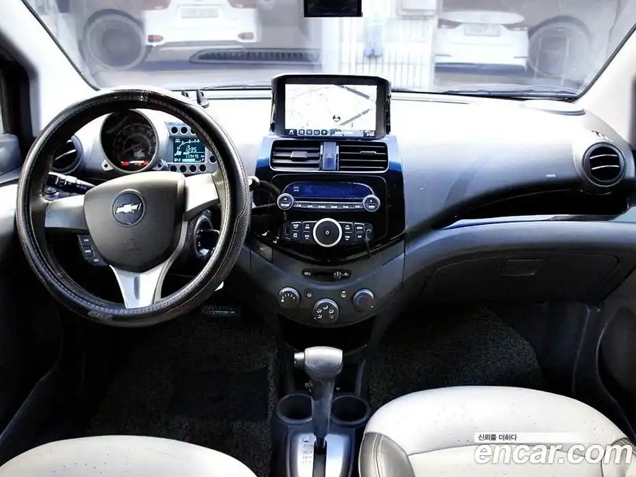 Chevrolet Spark 2012 1.0 Автомат в Москве № 219120, фото 7