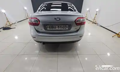 Renault SM3 2010 1.6 Автомат в Москве № 227480, миниатюра 3